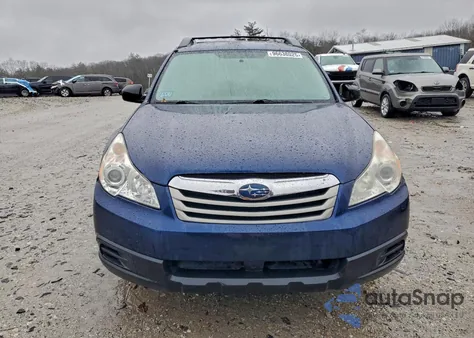 2011 Subaru Outback 2.5I z USA, uszkodzony, nr VIN 4S4BRBAC6B3427425